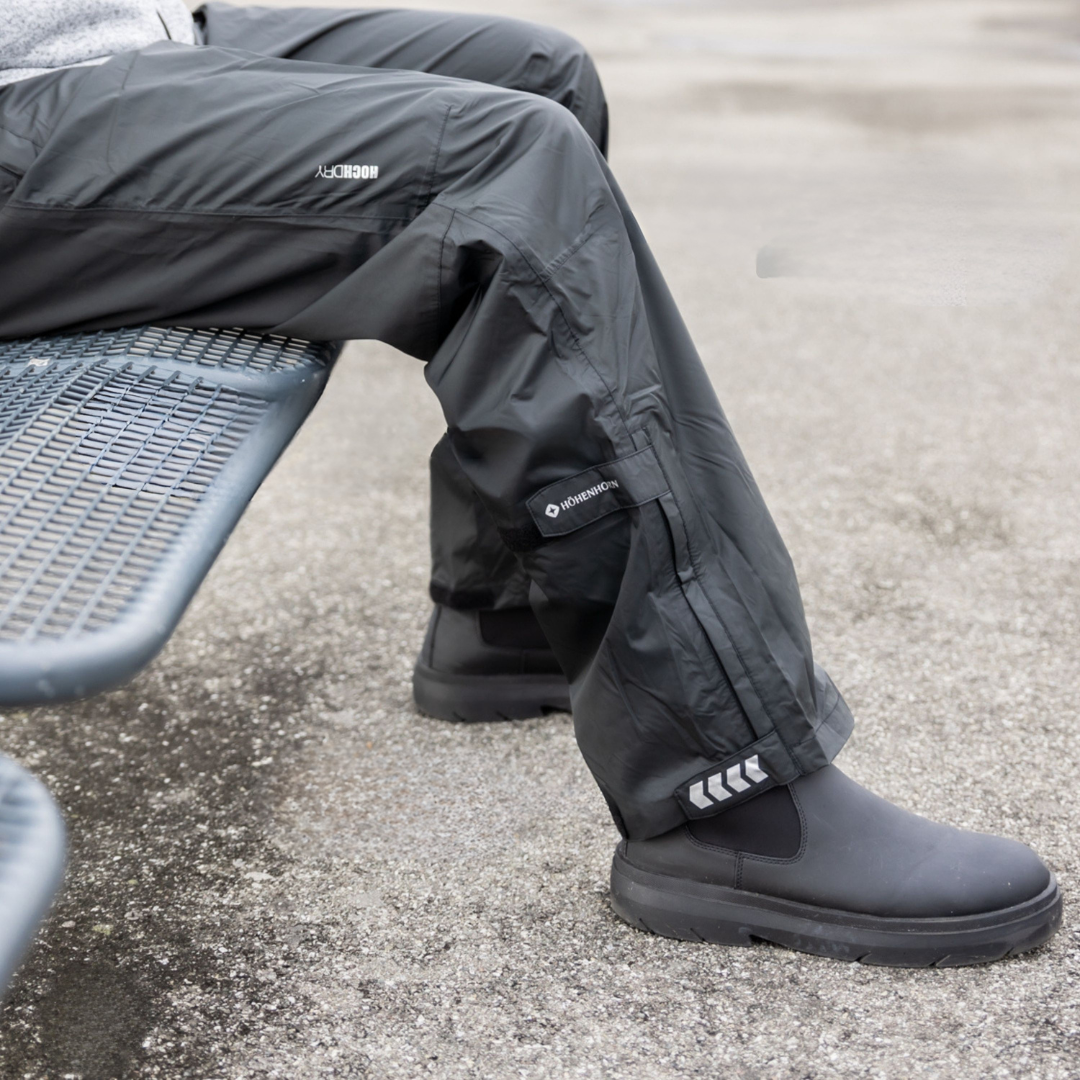 Pluvia – detail švu a zipsu