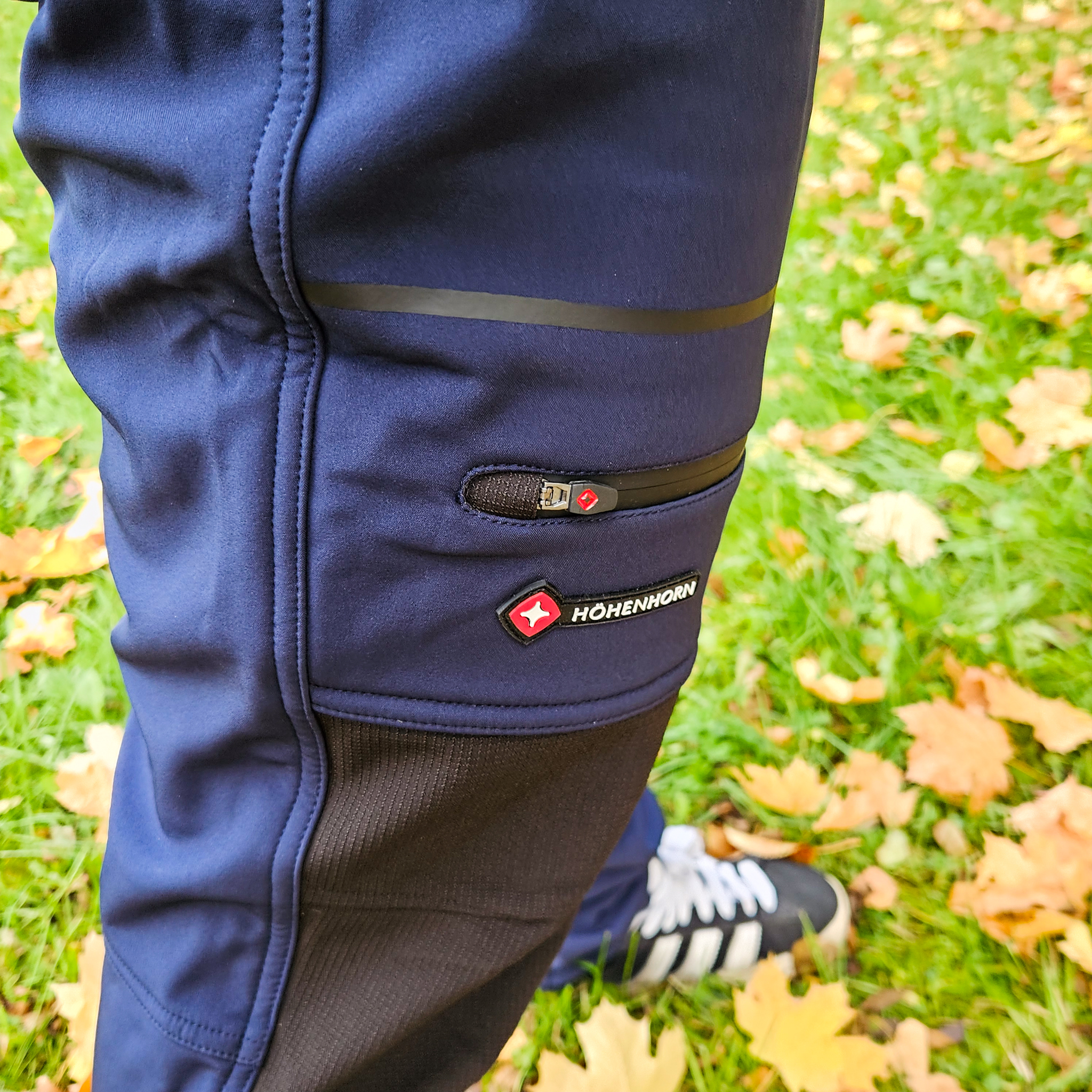 Trekmaster – detail kapes a pásku