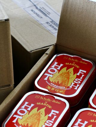 Niečo pikantné sa blíži. 🌶️🌶️🌶️ Habanero + sardinky z Bretónska. Už čoskoro. 👀