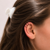 earcuff-v-cernem-minimalistickem-designu-s1409-model_model2