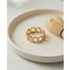 prsten-s-retizkovym-designem-ve-zlatem-tonu-s1433 lifestyle