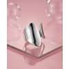 prsten-ve-stribrnem-tonu-s-abstraktnim-designem-s1080_2