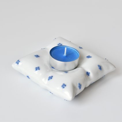 Porcelánový svícen polštářek