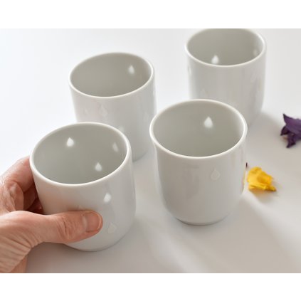 Porcelánový kalíšek na kávu bez ucha bílý