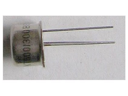 Tyristor KT500/300 300V/1A 1mA /~KT504/ TO39