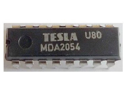 MDA2054 - sdružený obvod pro magnetofony, DIL16