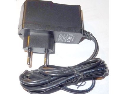 Napáječ, síťový adaptér USB 5V/2,4A spínaný, koncovka USB C