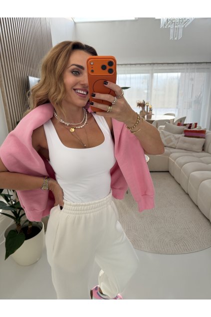 HLADKÉ TÍLKO CRAZY IN LOVE