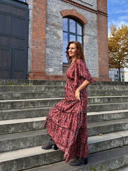 KIRAN - červeno - černé šaty