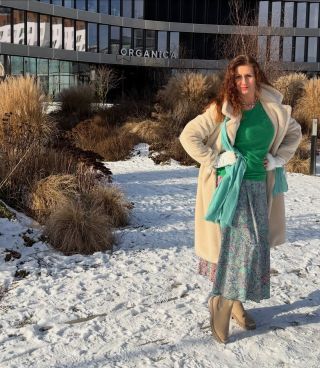 💫❄️ Moje oblíbené zimní kombinace vznikají vrstvením. ❄️👗Lehké šaty doplňuji teplejšími kousky trička, tílka pod šaty, na...