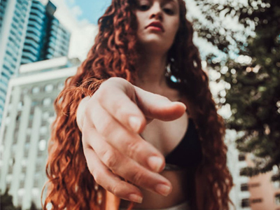 Bujné poprsí rychle a bez operace? Vsaďte na to pravé spodní prádlo