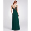 Tmavozelené šaty s výstřihem do V zdobené krajkou