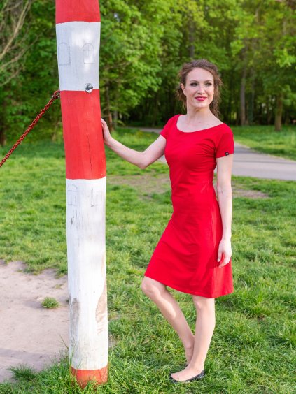 Bavlněné červené šaty LORETA, lodičkový výstřih, krátké rukávy
