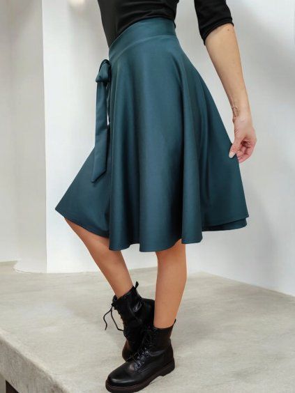 Kolová zavinovací sukně