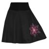 Černá půlkolová sukně s výšivkou, růžová květina