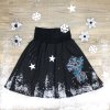 Černá půlkolová sukně, strom a vločky, spodnička