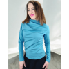 asymetrická mikina SLOAN pastelově modrá na modelce