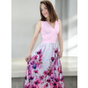 dlouhé květované šaty Sarah v pohybu modelka