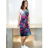 šaty s kapsami VEALA v pohybu modelka