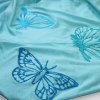 Modré dámské tričko s výšivkou, motýli