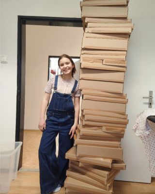 Moje malá pomocnice 👩🏼♥️📦