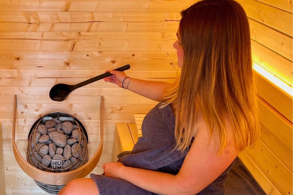 Sauna a menstruace: kdy vám uleví a na co si dát pozor