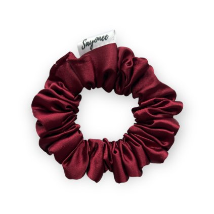 Vínová saténová skinny scrunchie