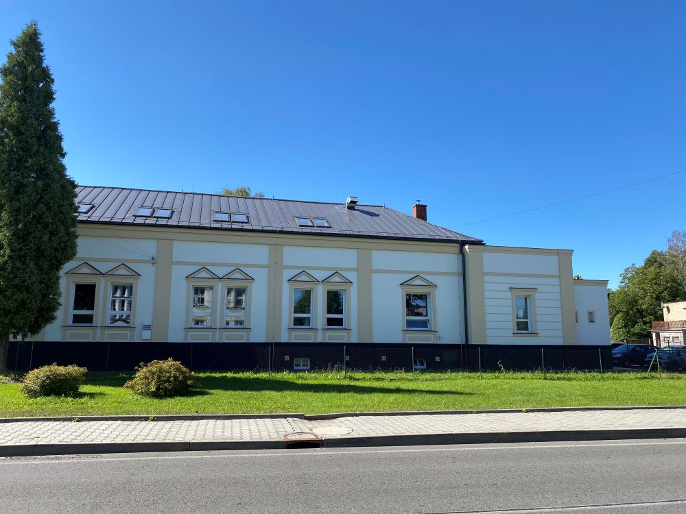 Omítka IZONIL Hard je vhodná pro vlhnoucí stěny v interiéru i exteriéru