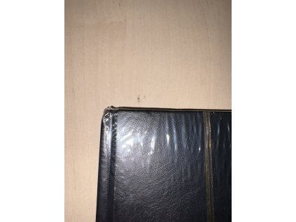 Album na známky 32 bílých stran  - černá POŠKOZENÉ