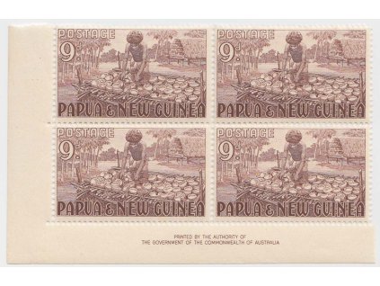 Papua a Nová Guinea, 1952, 9 P Sběrač kokosů, 4blok, MiNr.14, **
