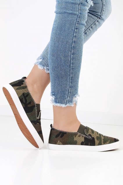 JN455CAMO maskacove slip on tenisky 1