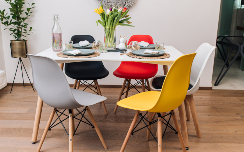 Trendy v Barevných Dekoracích pro Rok 2024: Inspirace a Nové Směry