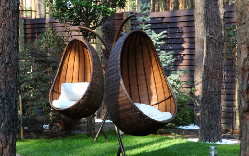 Rattan-Gartenmöbel richtig pflegen: So geht's