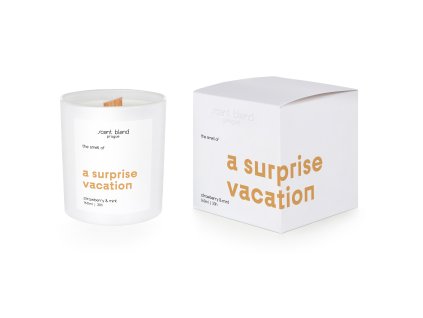 Svíčka s vůní “A surprise vacation”
