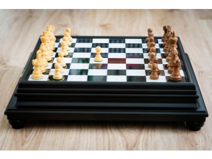 Schachset Akazienholz Alabaster