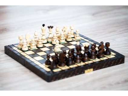 Schachspiel aus Holz Paola