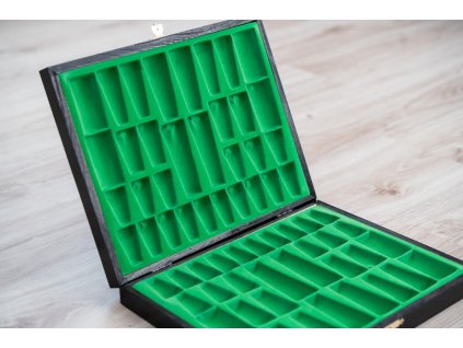 Holzkiste für Schachfiguren schwarz