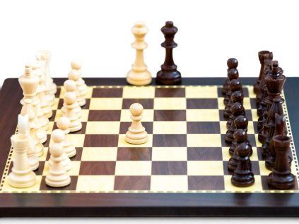 9374 2 drevene sachy staunton lux stredne