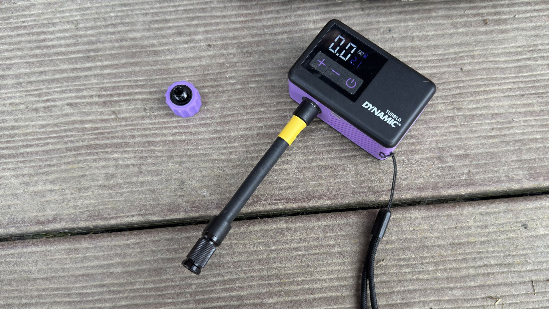 TEST: Dynamic Turblo – mini kompresor, který vás nenechá ve štychu