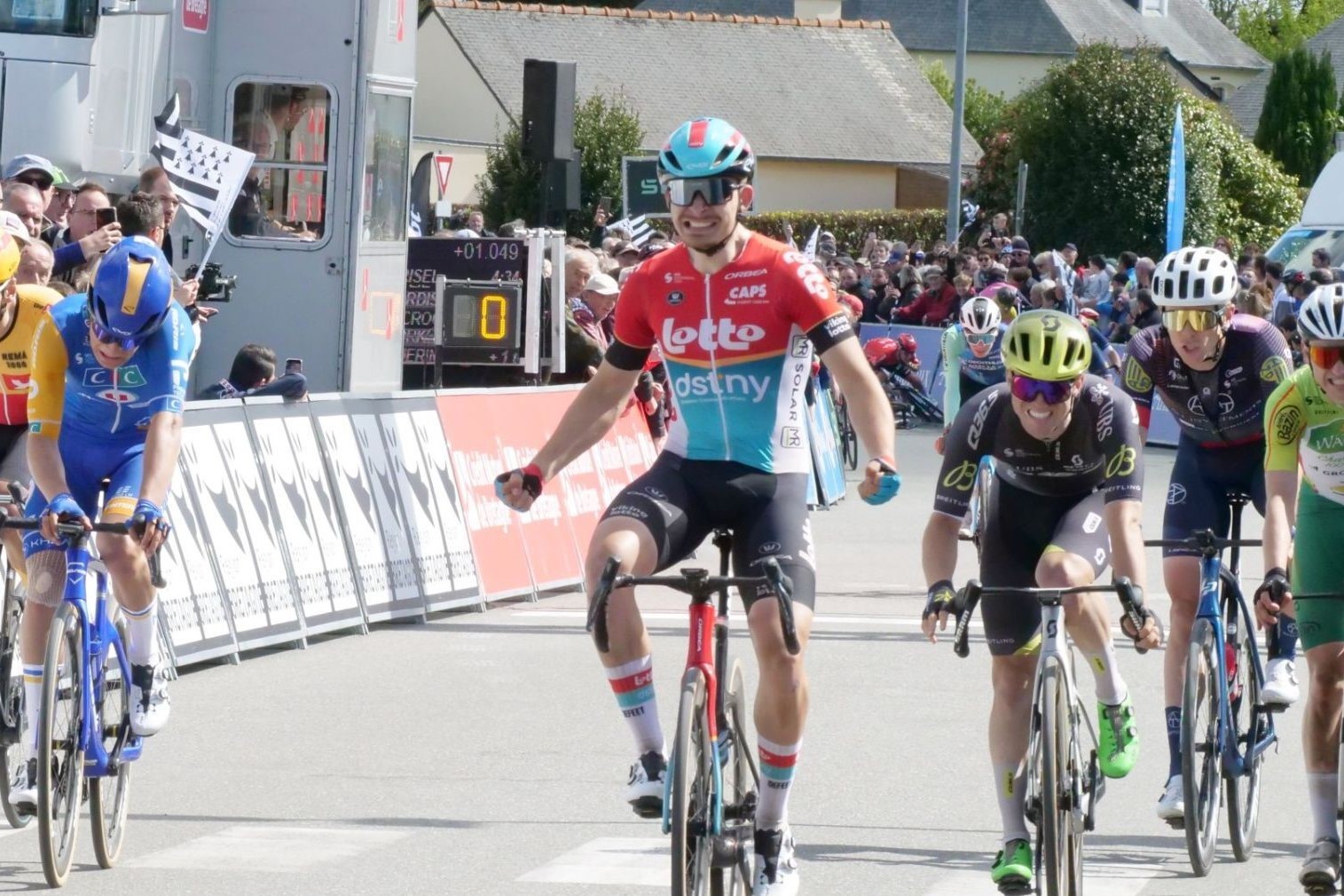 ATT Investments slaví úspěch na Le Tour de Bretagne