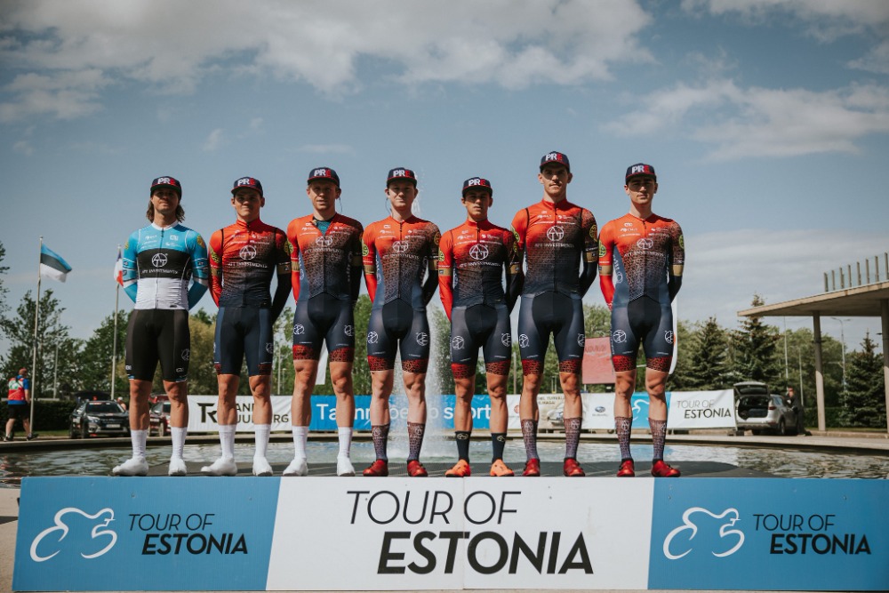 Estonsko a Francie. Dvě země, dva etapové závody, tři umístění v TOP10 a 105 UCI bodů pro ATT Investments