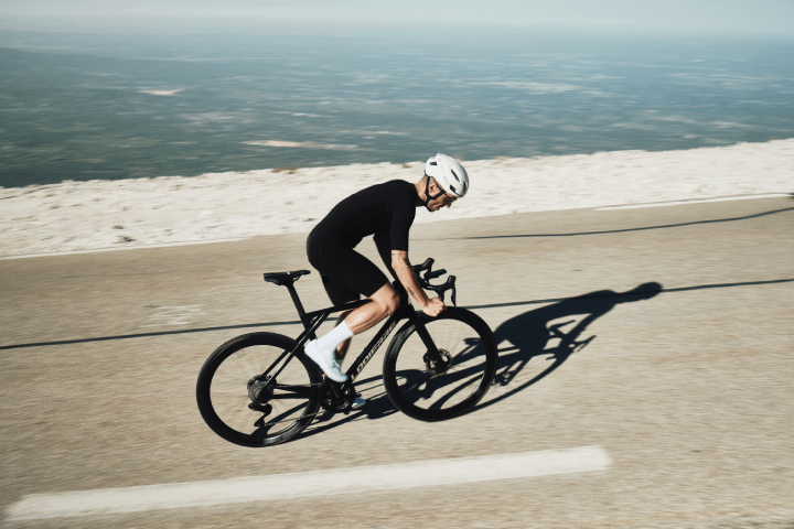 Lapierre Xelius DRS: Nový štandard pre výkonnostné aero cestné bicykle