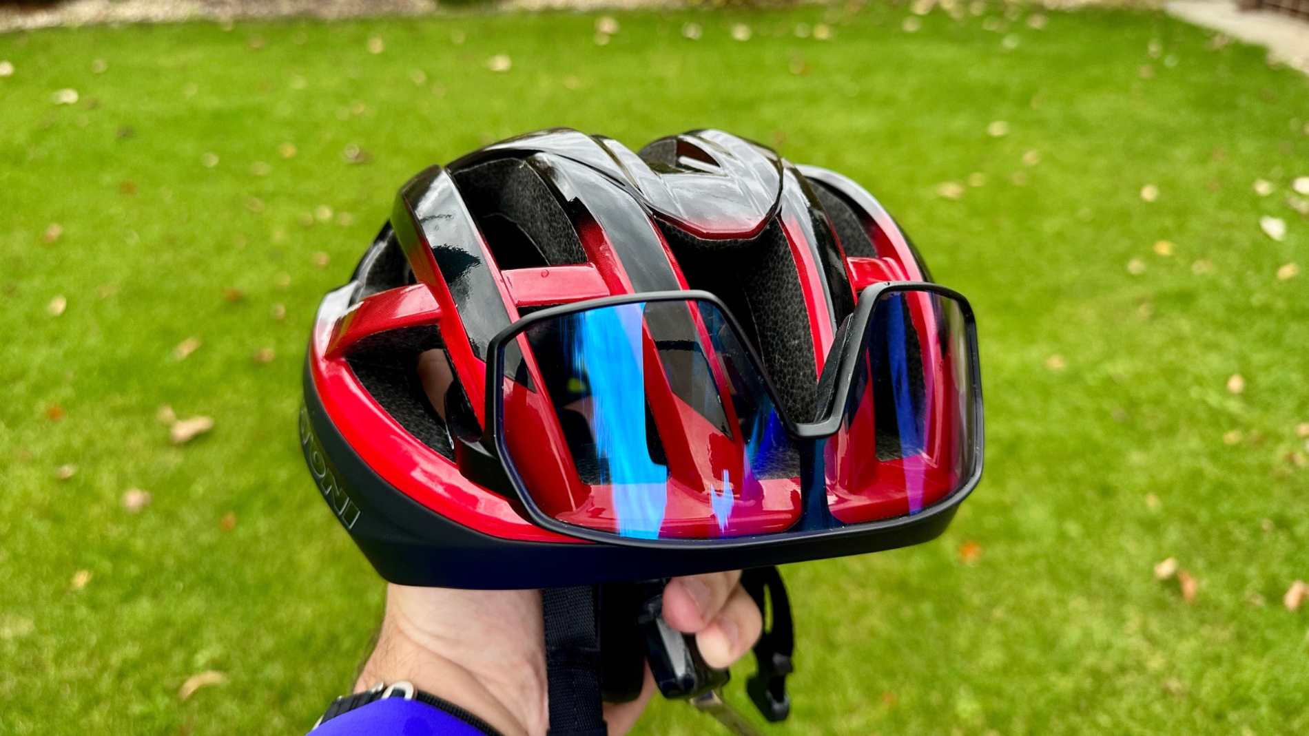 TEST: Cratoni C-Zero – silniční přilba s MIPS, která okamžitě sedne