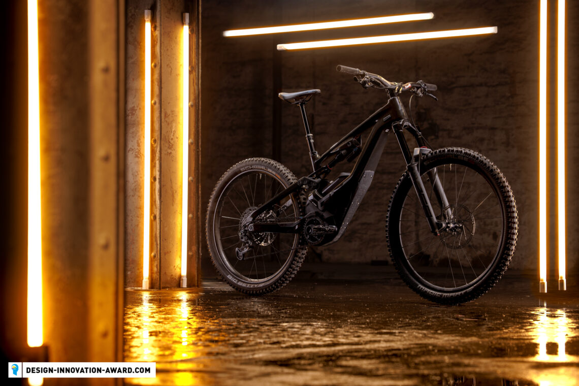 Lapierre Overvolt GLP III Team uhranul porotu Design&Innovation Award