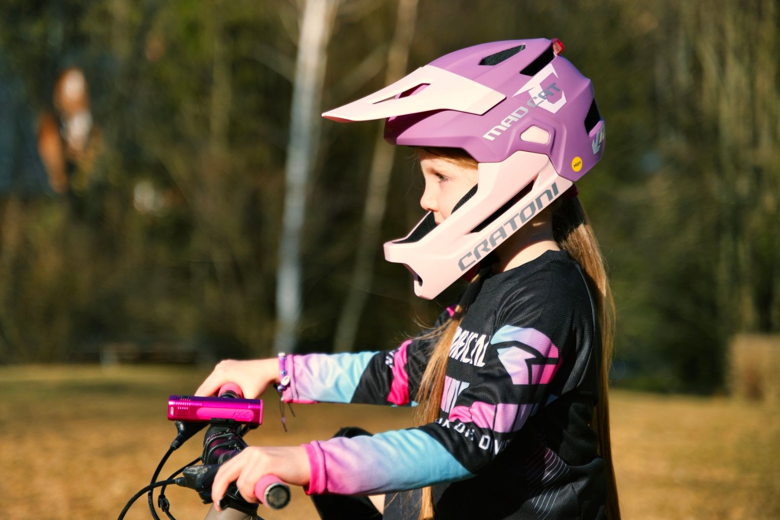 Novinka Cratoni Madcat 2 – univerzální přilba pro mladé jazdce