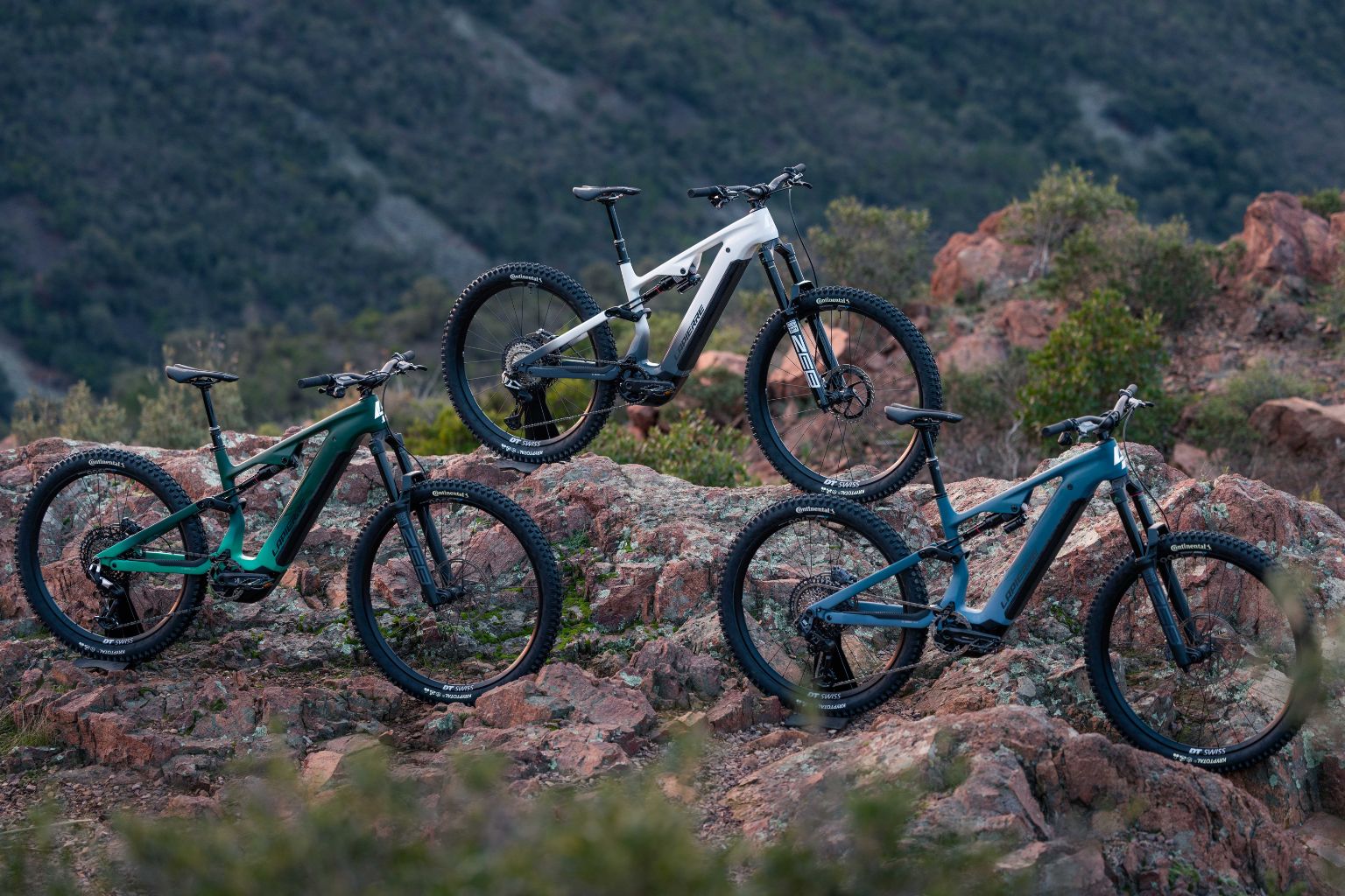 Premiéra: Lapierre predstavuje All-Mountain E-MTB - Overvolt AM CF