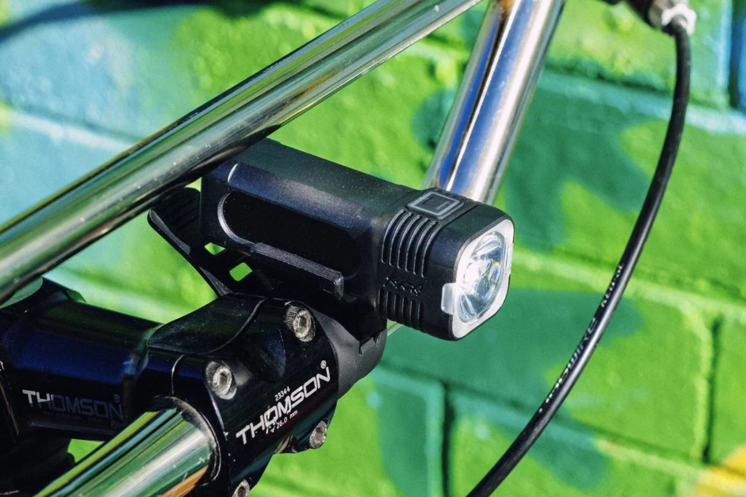 NOVINKA: Sada světel Knog Blinder 400 & Plus – ideální řešení na denní i noční svícení