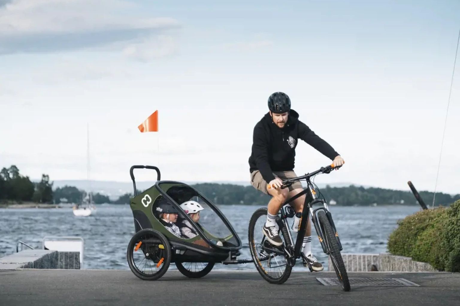 Ako vybrať detský vozík za bicykel Hamax? Veľké porovnanie modelov Outback, Cocoon, Breeze a ďalších