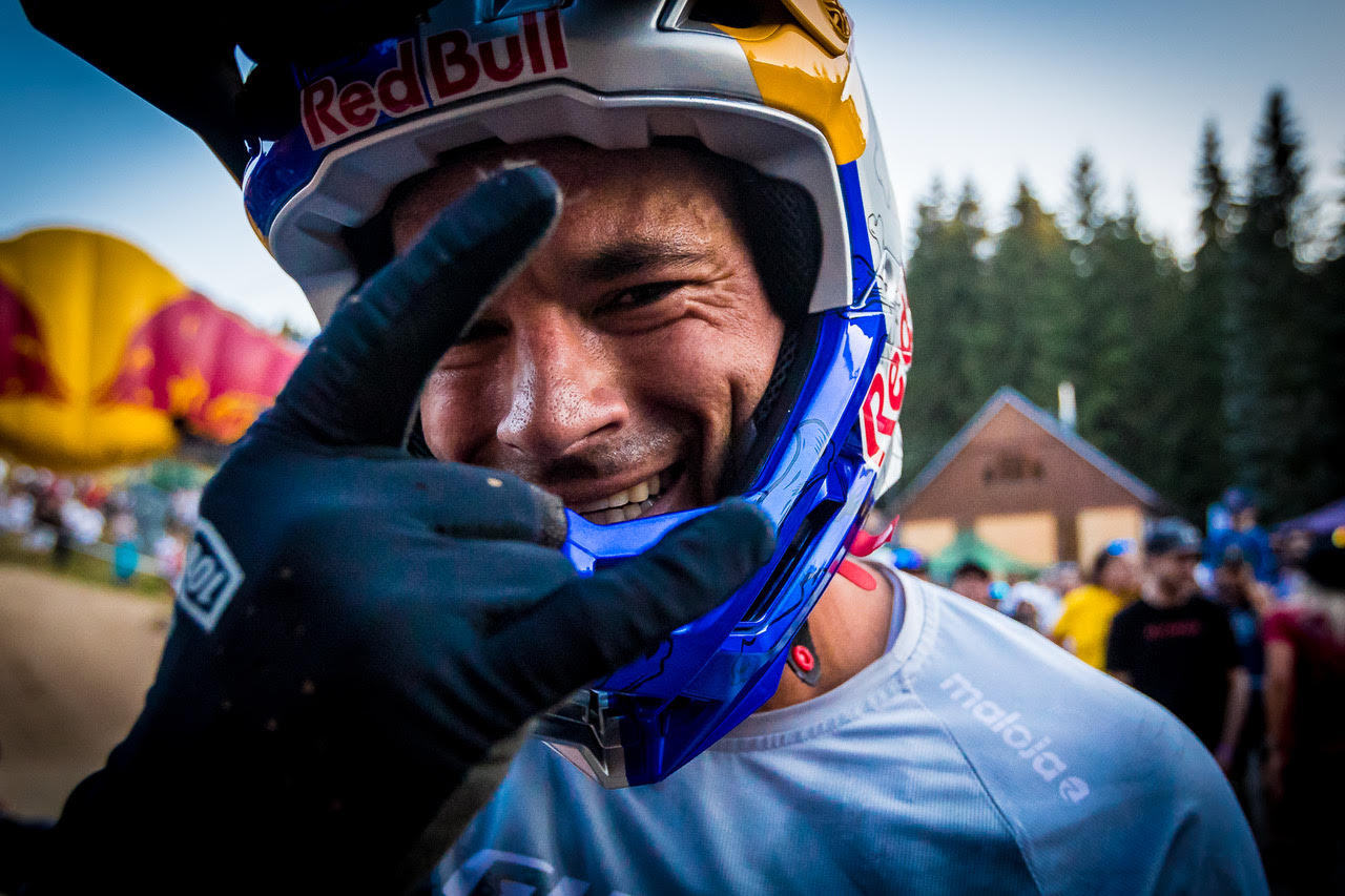 Jubilejní 10. ročník JBC 4X Revelations přinesl obrovskou show, vítězem se podesáté stal Tomáš Slavík!