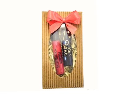 darkovy balicek schminka rtenka lesk na rty